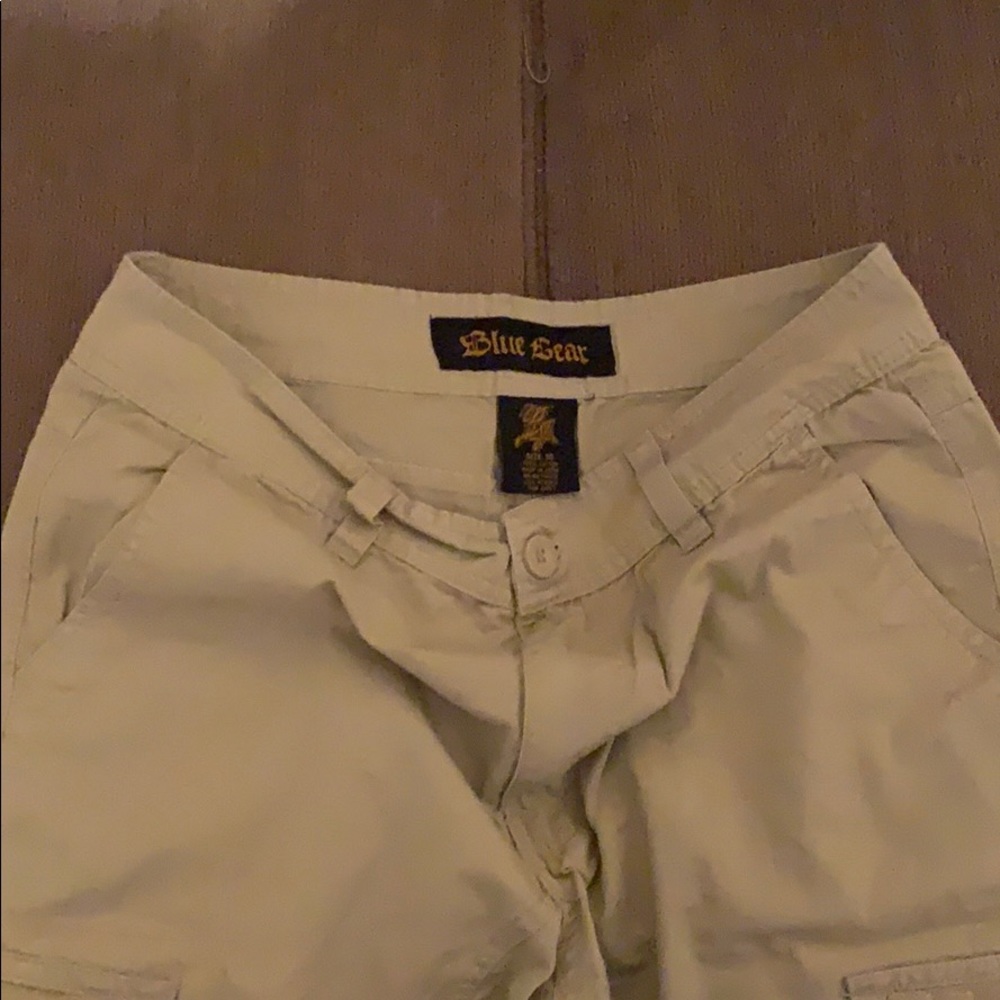 Cargo Shorts - Picture 3 of 3